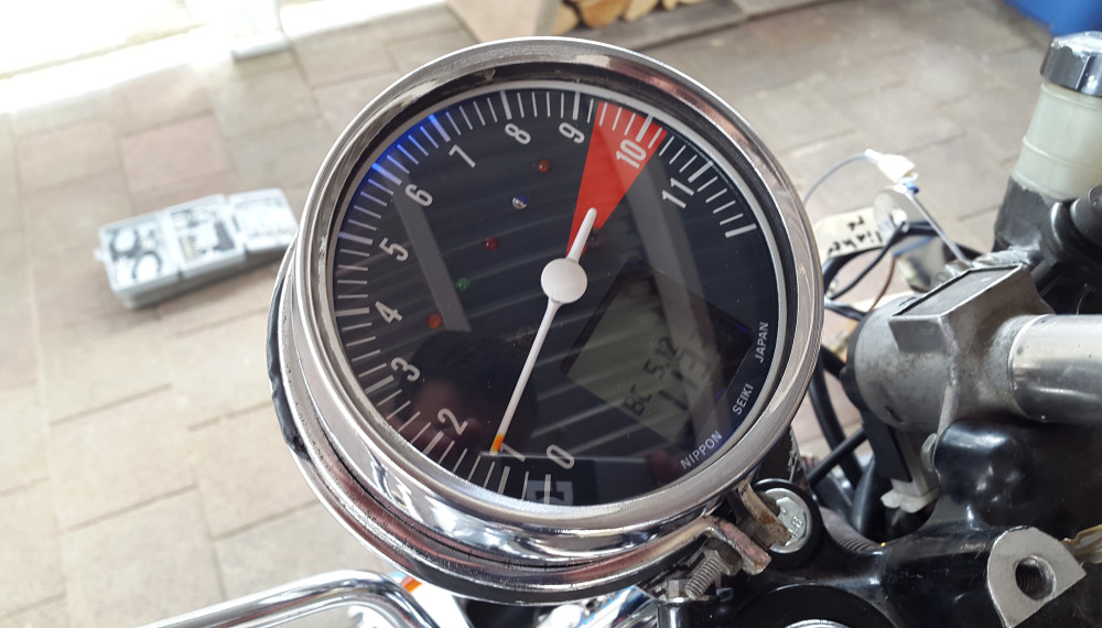 Honda CB 550 K3 Tachometer